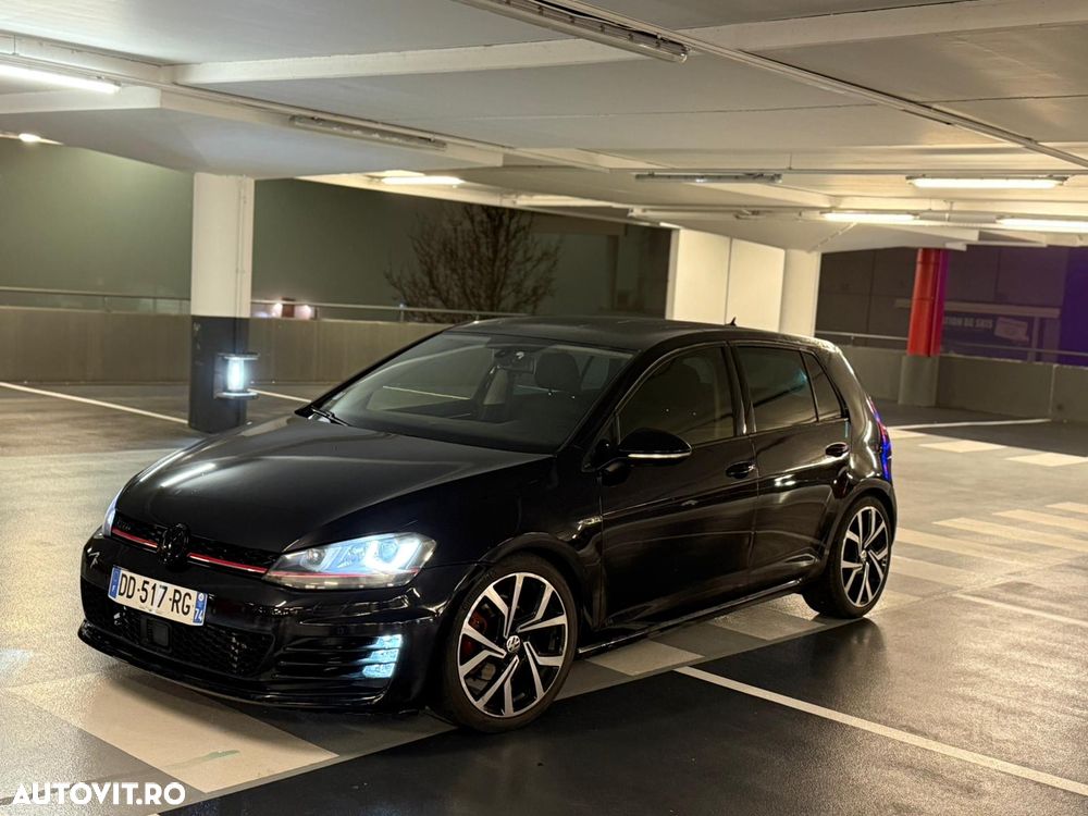 Volkswagen Golf 2.0 TDI BlueMotion Technology DSG Edition - 1