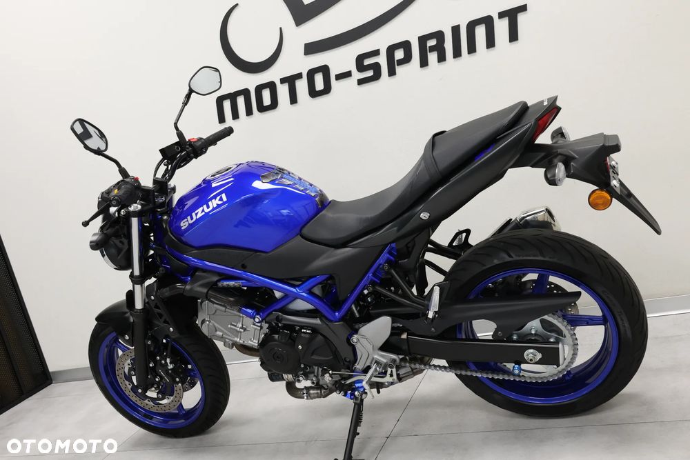 Suzuki SV - 11