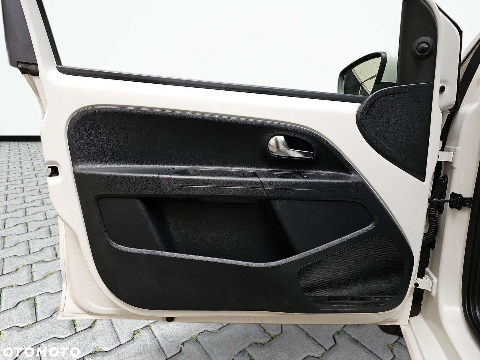 Volkswagen up! - 15