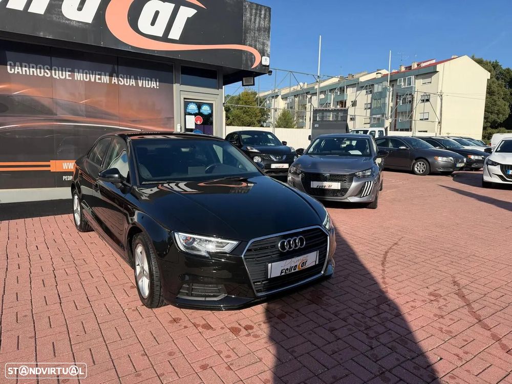 Audi A3 Limousine 30 TDI Design - 3