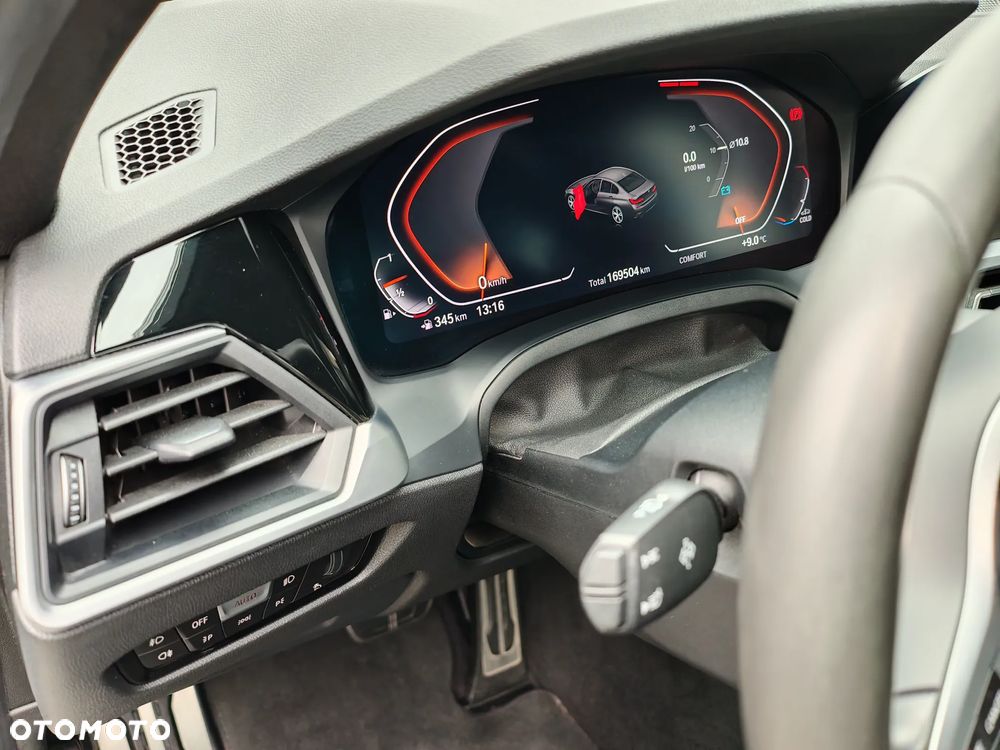 BMW Seria 3 330i M Sport sport - 19