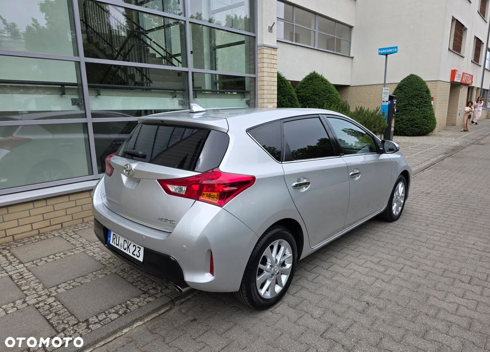 Toyota Auris - 7