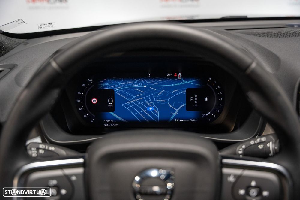 Volvo XC 40 - 40