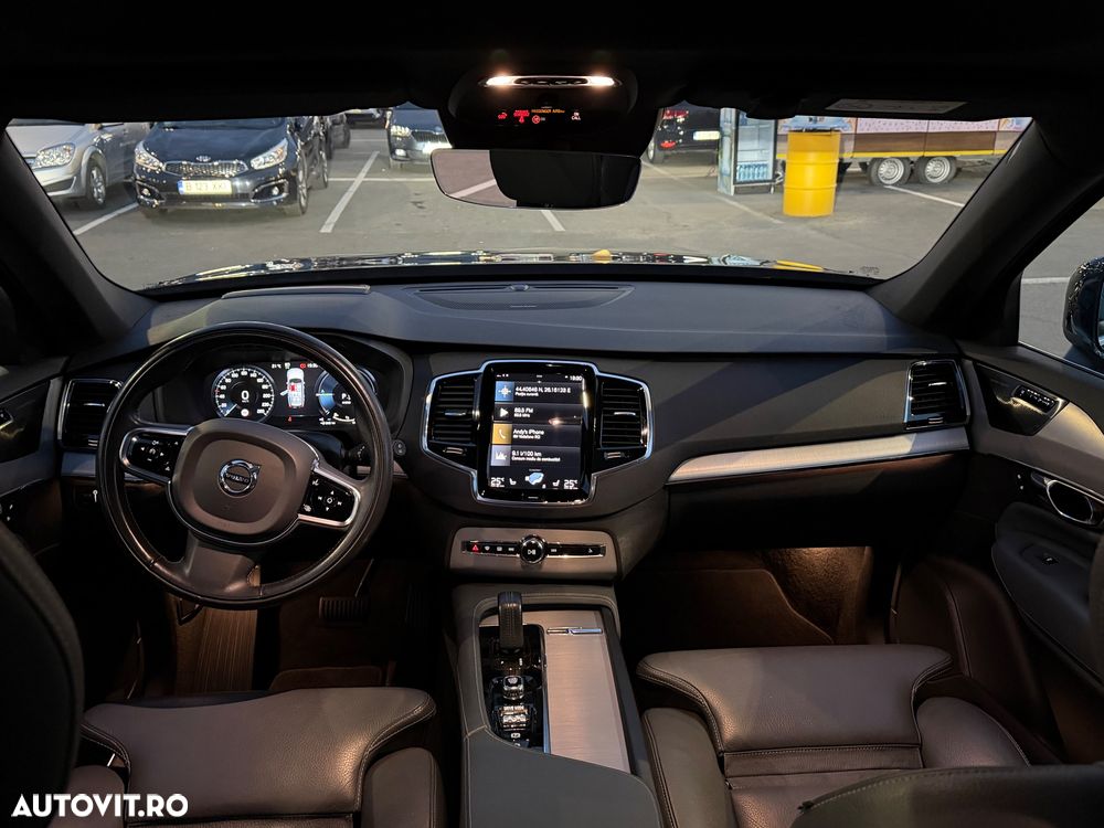 Volvo XC 90 - 10