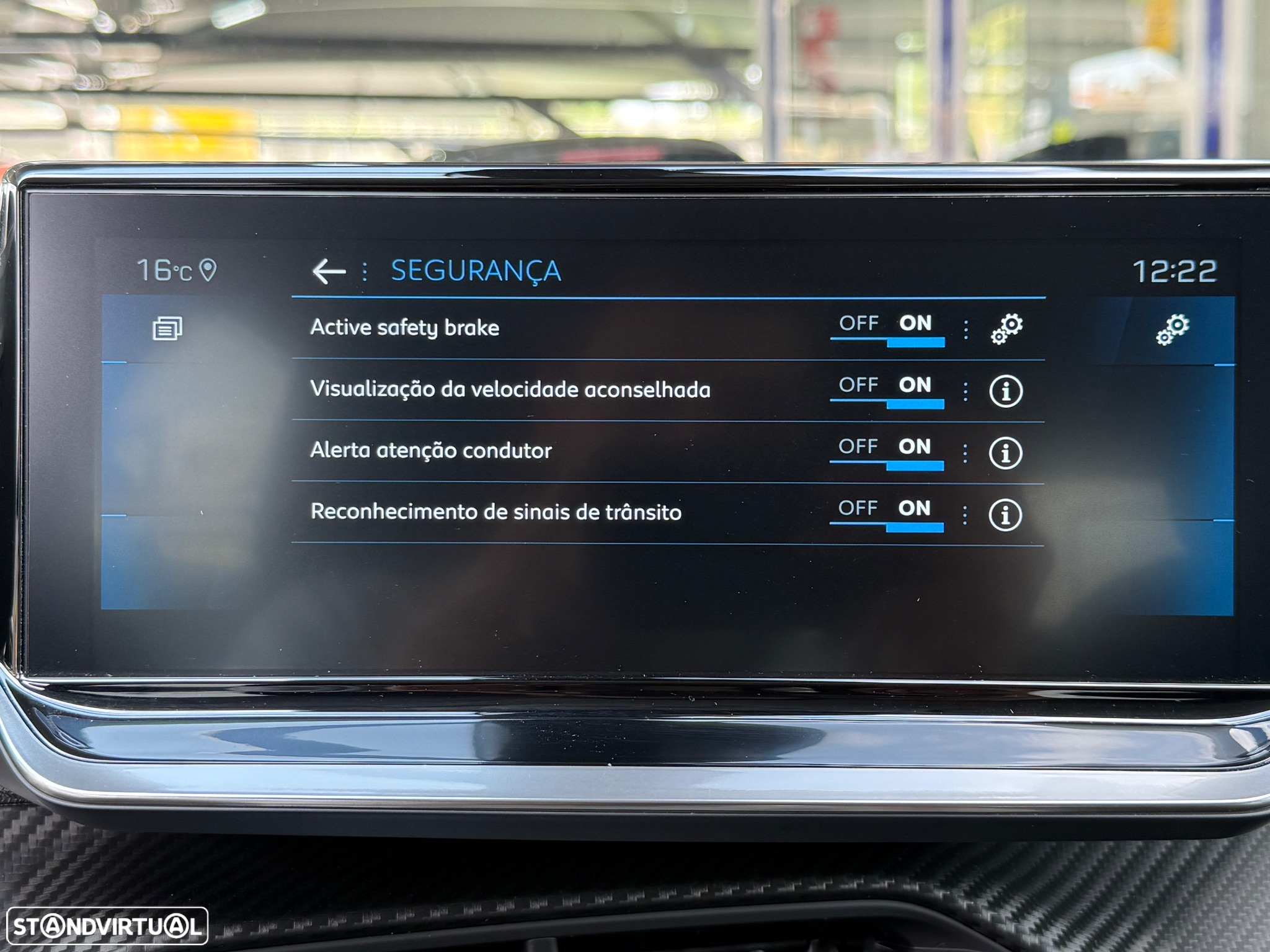 Peugeot 208 1.2 PureTech Allure - 32