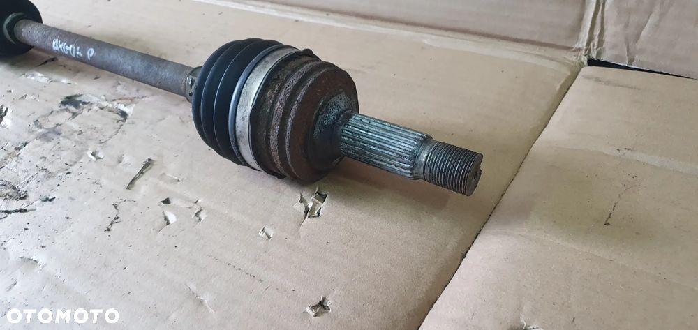 Półoś plewy przód przednia lewa krótka Toyota Aygo I 1.0 - 5