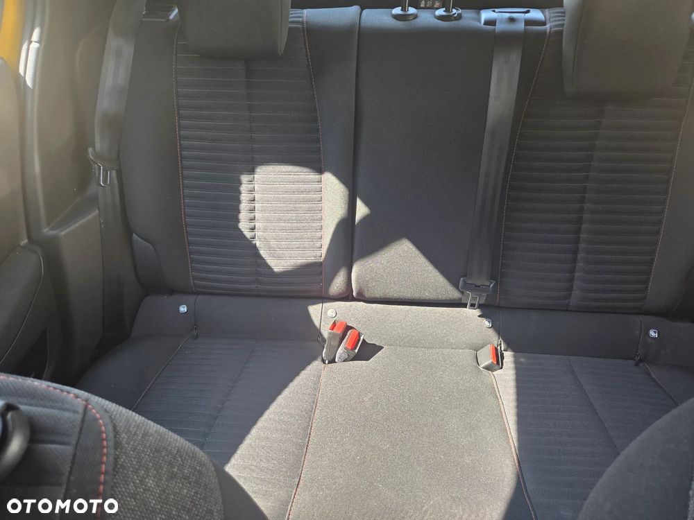 Peugeot 208 1.2 PureTech Active S&S - 11