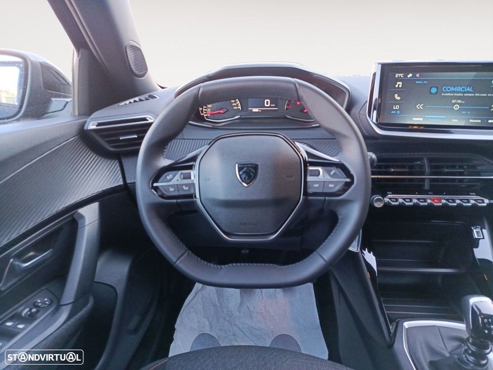 Peugeot 2008 1.2 PureTech Style - 12