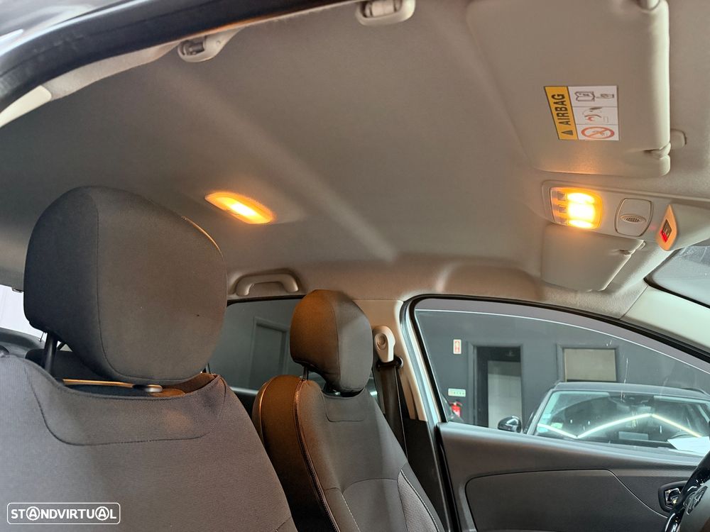 Renault Captur ENERGY dCi 90 S&S Intens - 27