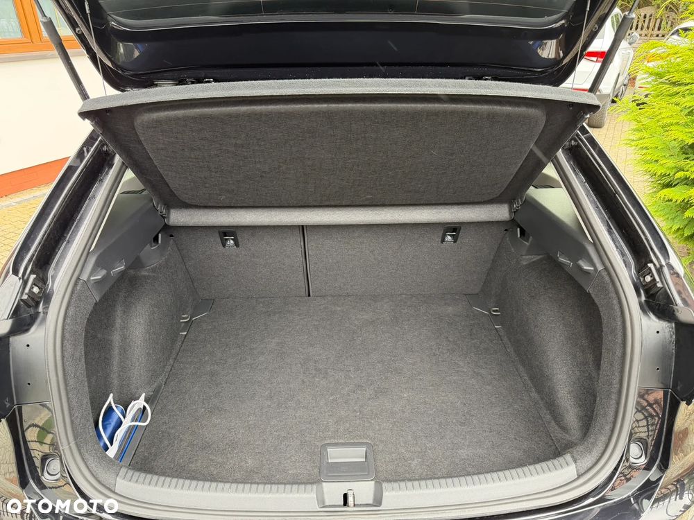 Volkswagen Taigo 1.5 TSI ACT Style DSG - 12