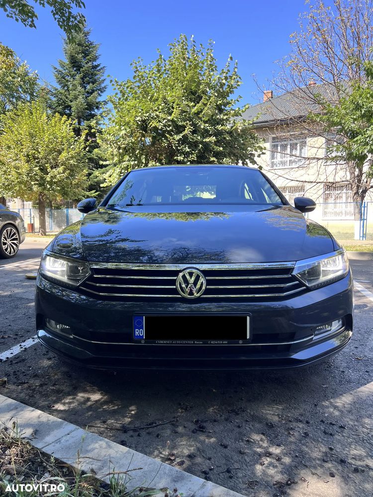 Volkswagen Passat 2.0 TDI DSG Comfortline - 1