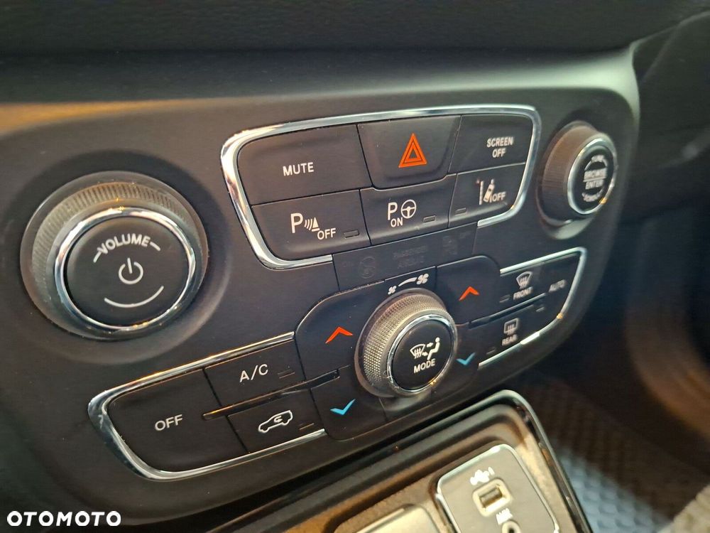 Jeep Compass - 20