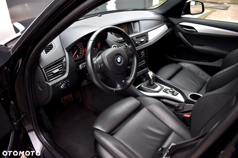 BMW X1 xDrive18d xLine - 13