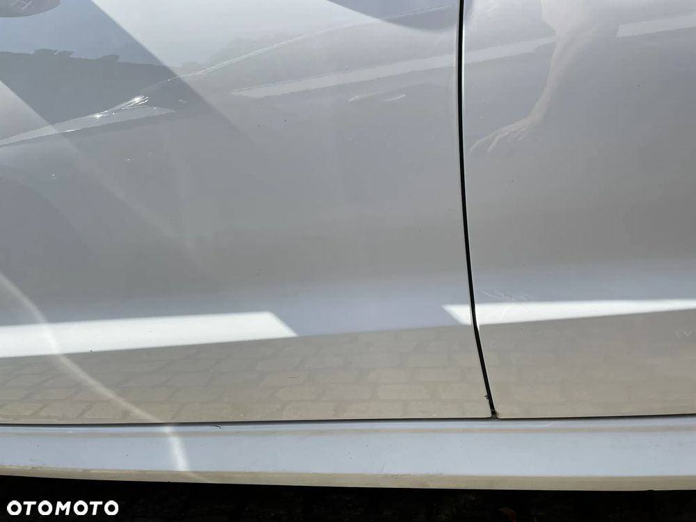 Audi A6 Avant 2.0 TDI Ultra - 24