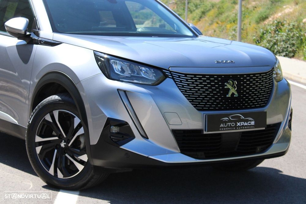 Peugeot e-2008 Allure - 9