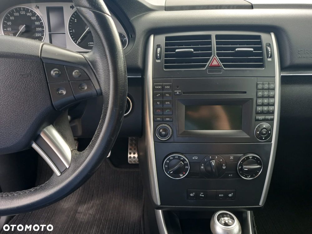 Mercedes-Benz Klasa B 180 BlueEFFICIENCY SPORT EDITION - 7
