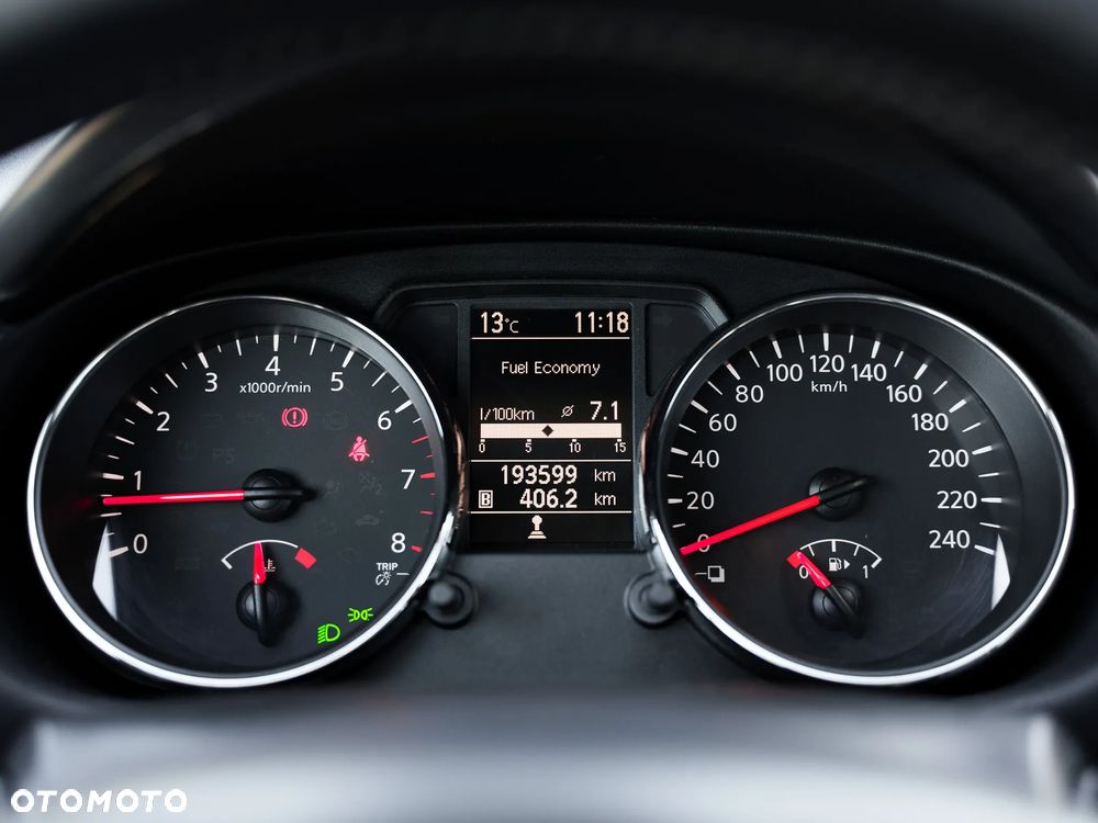 Nissan Qashqai 2.0 tekna - 31