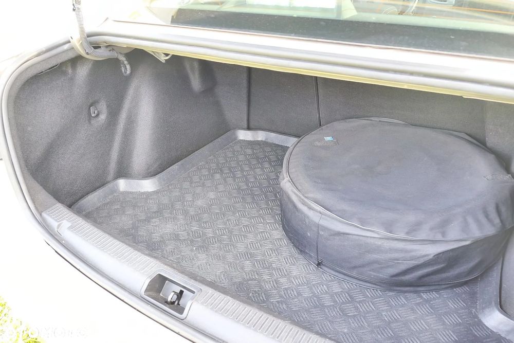 Renault Fluence - 12