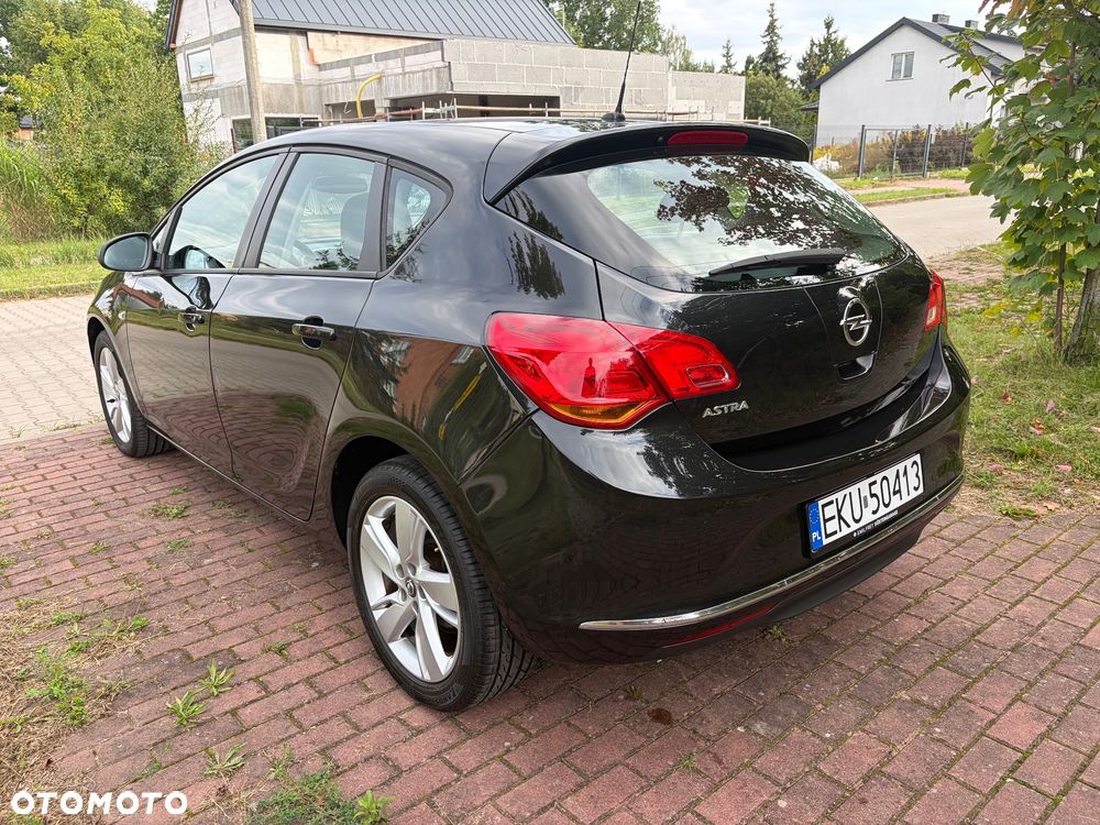 Opel Astra - 9