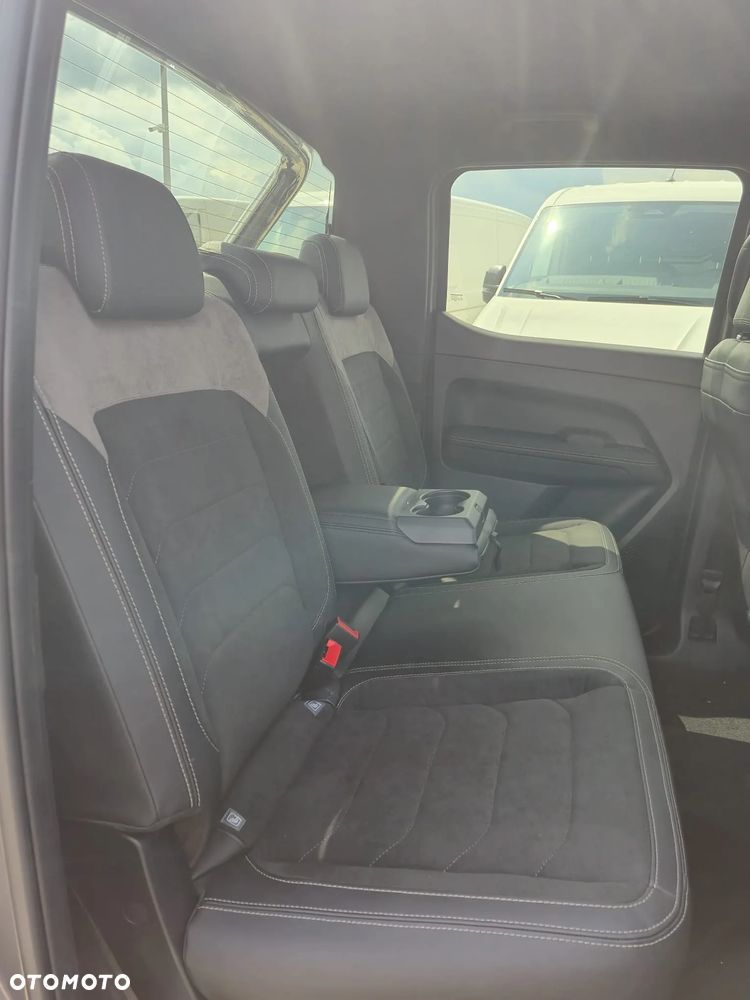 Volkswagen Amarok - 20