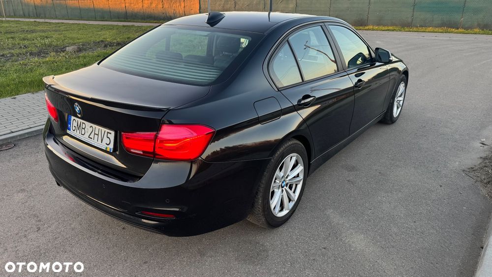 BMW Seria 3 316d Sport Line Shadow - 7