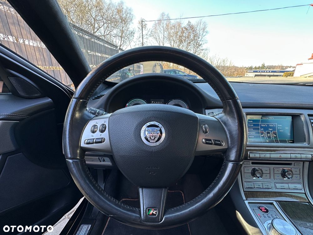 Jaguar XF XFR 5.0 V8 Kompressor - 27