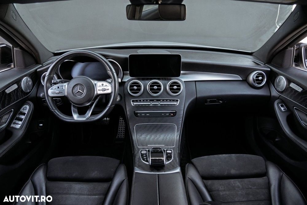 Mercedes-Benz C - 19