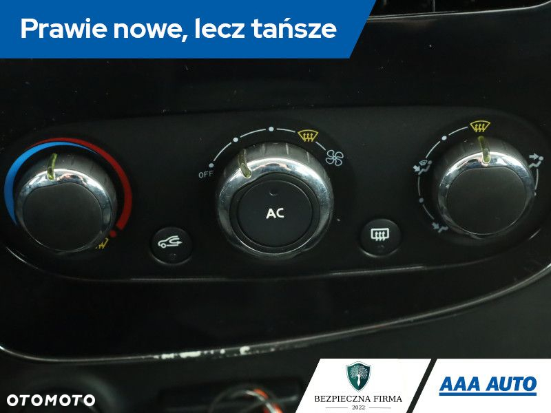 Renault Clio - 12