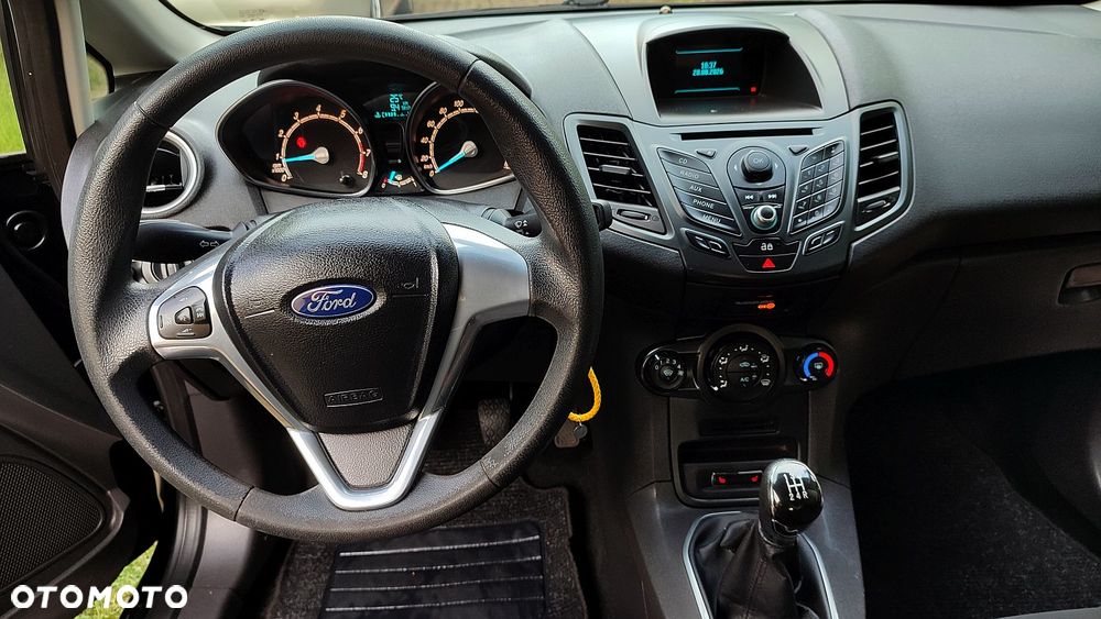 Ford Fiesta 1.25 Champions Edition - 14