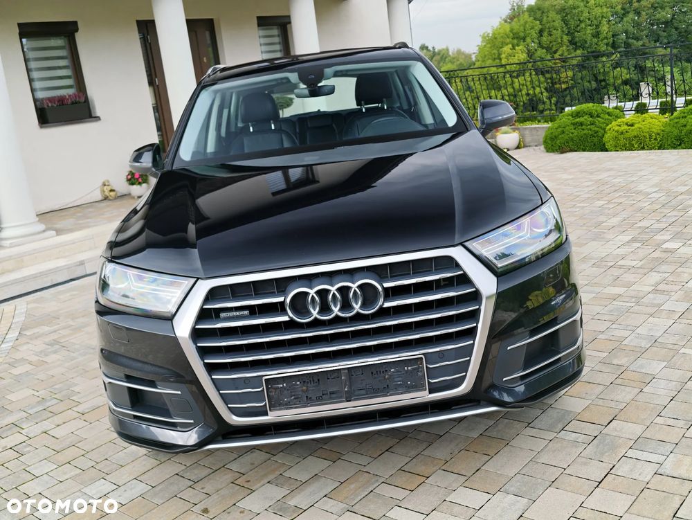 Audi Q7 2018 photo 2