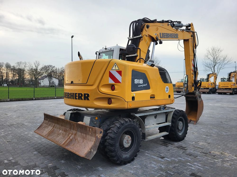 Liebherr A 918 Compact / z Niemiec / - 5