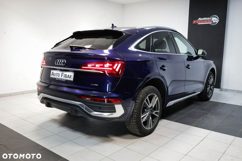 Audi Q5 Sportback - 12