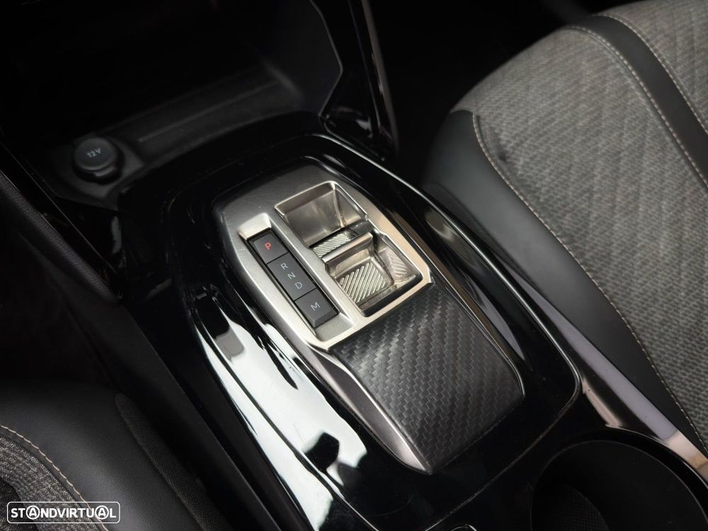 Peugeot 2008 PureTech 130 EAT8 GT - 20