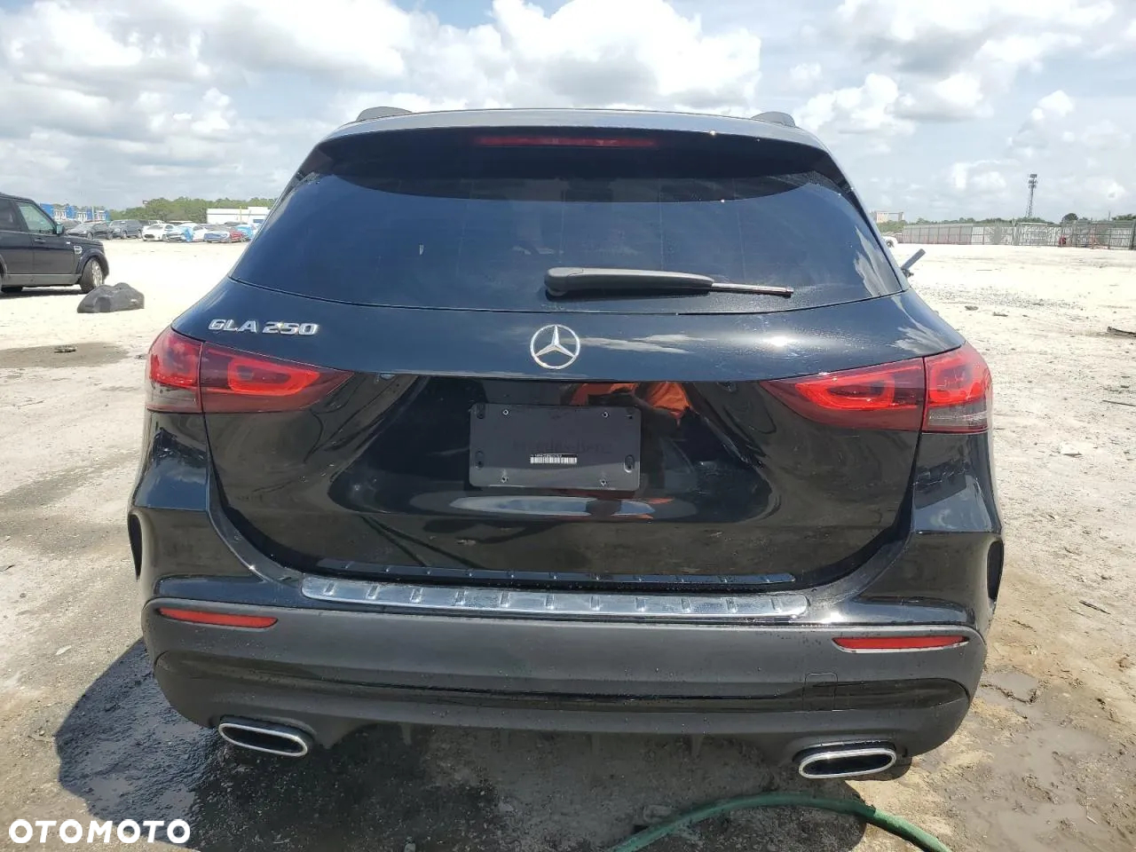 Mercedes-Benz GLA 250 4-Matic - 6