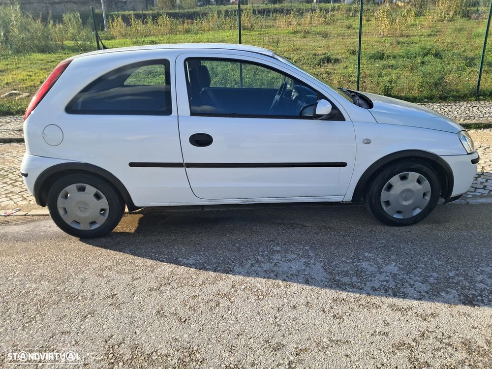 Opel CORSA C VAN - 8
