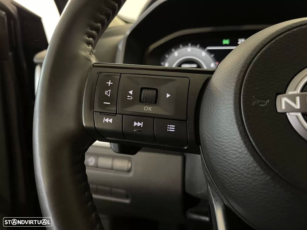 Nissan Qashqai 1.3 DIG-T N-Connecta LED Xtronic - 20