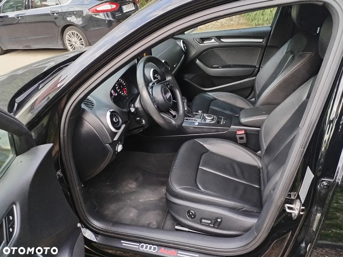 Audi A3 2.0 TFSI Limousine quattro S tronic design - 11