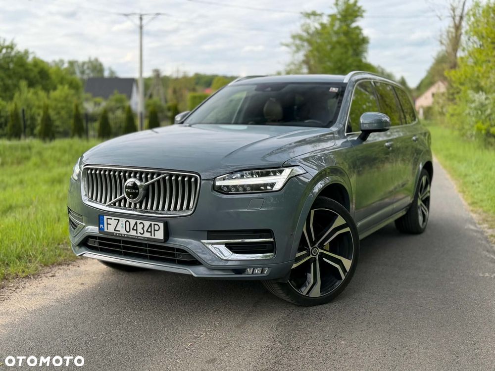 Volvo XC 90 - 8