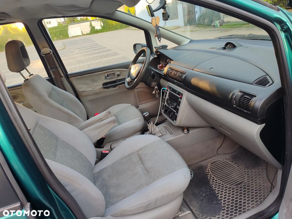 Ford Galaxy 2.0 - 9