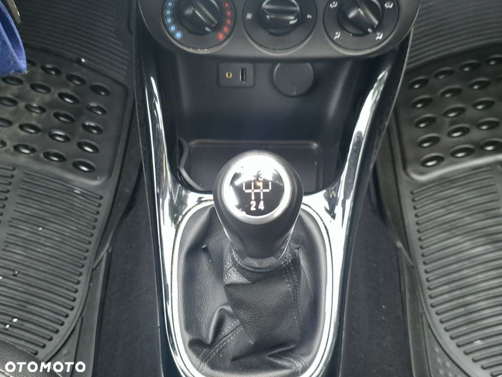 Opel Corsa - 16