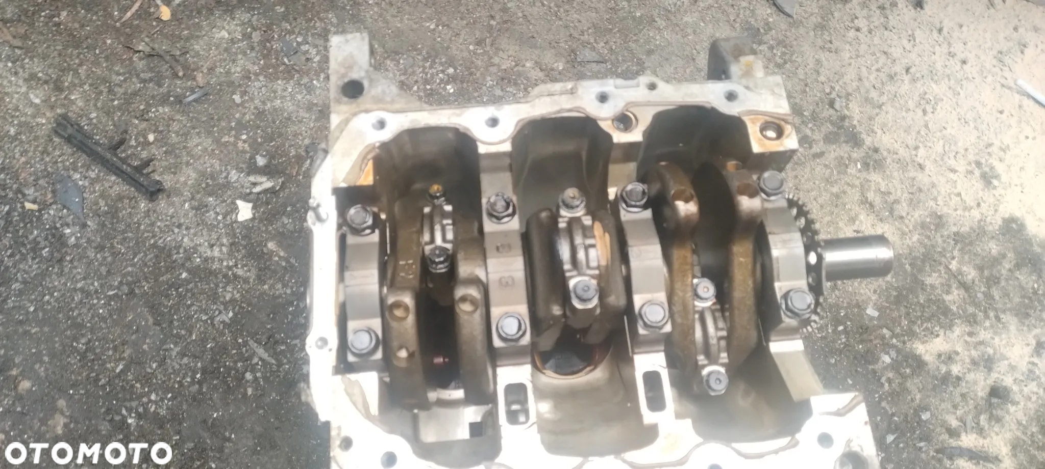 Toyota Yaris 1,0  aygo 1KR silnik dół blok wał tłoki - 2