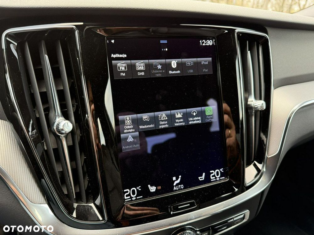 Volvo S60 B4 B R-Design - 21