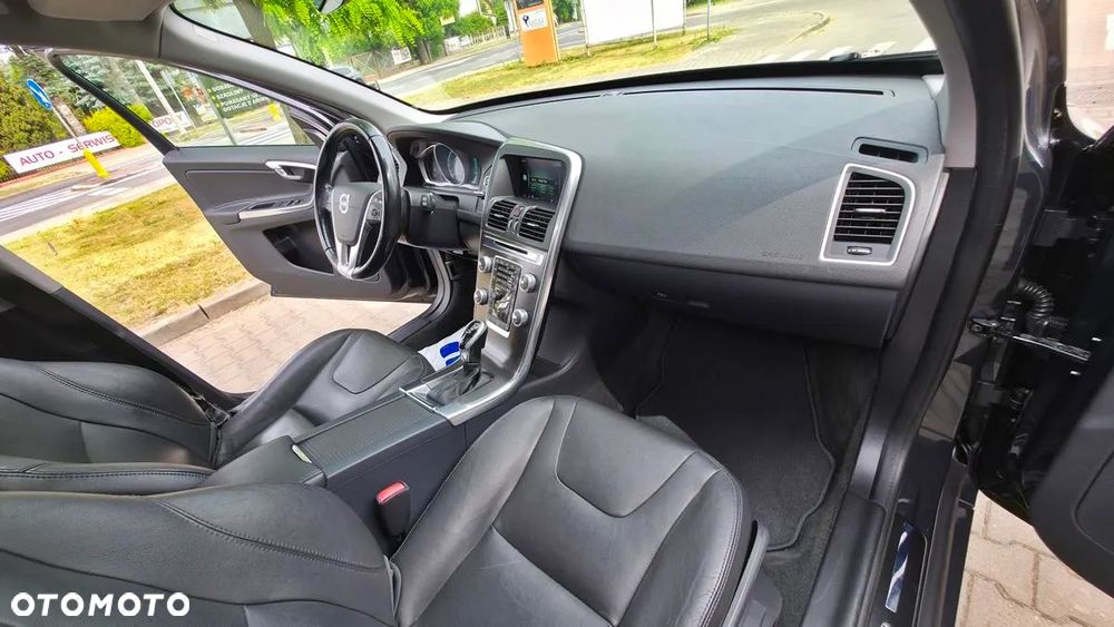 Volvo XC 60 D4 Geartronic Summum - 29