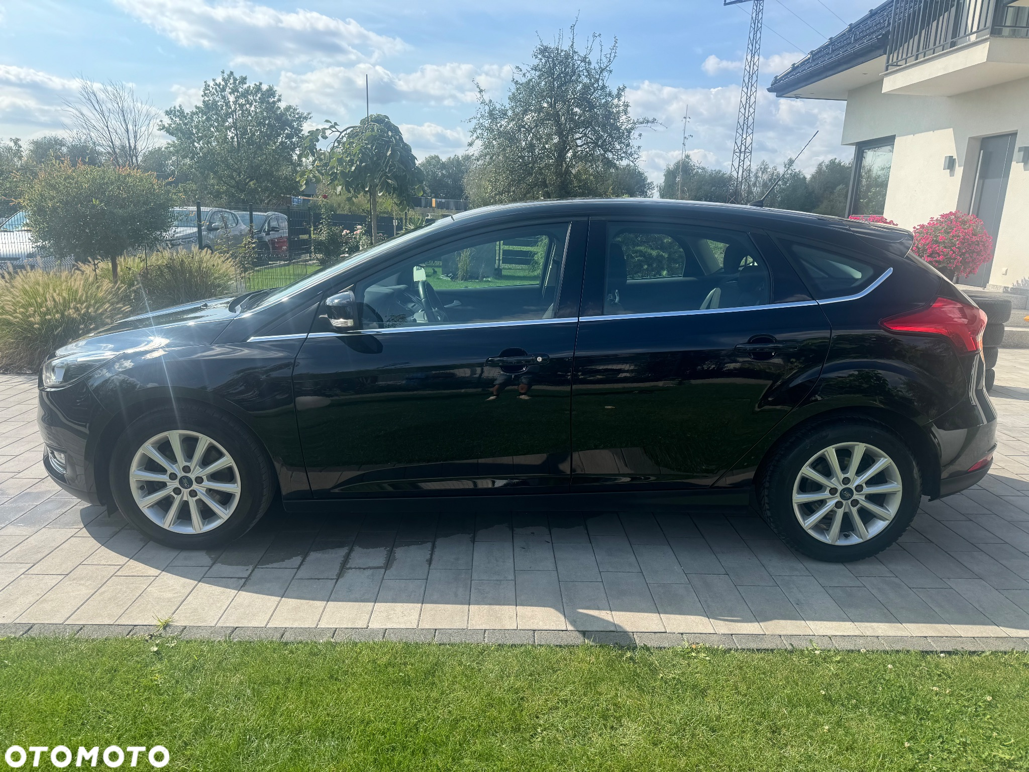 Ford Focus 1.5 EcoBoost Start-Stopp-System TITANIUM - 2