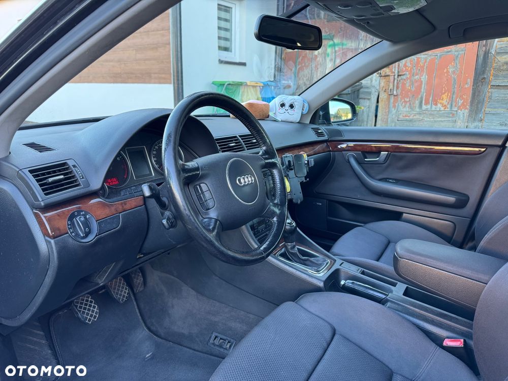 Audi A4 ver-3-0-quattro - 21