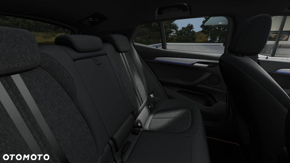 BMW X2 - 8