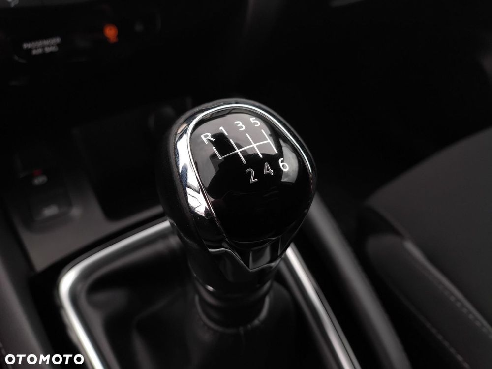 Nissan Qashqai 1.6 DCi 4x4 Visia - 18