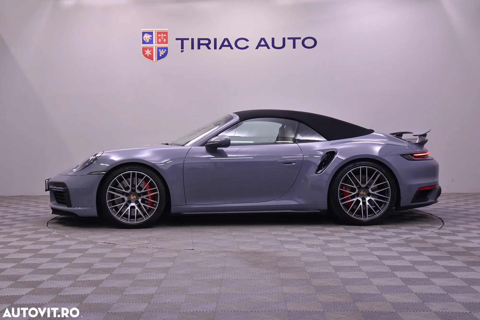 Porsche 911 911Turbo Cabriolet - 2
