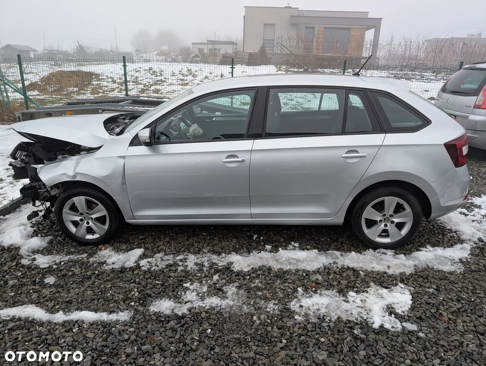 Skoda RAPID 1.0 TSI Active - 9