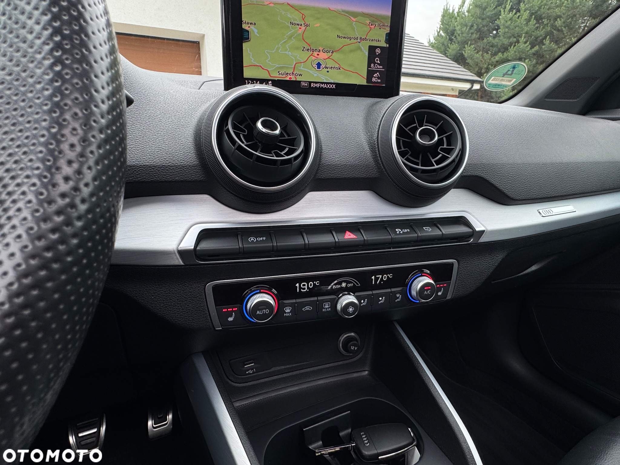 Audi Q2 35 TFSI S Line - 11